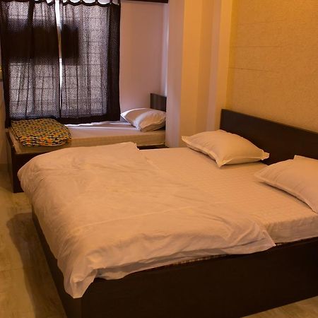Hotel Holiday Home Dźajpur Zewnętrze zdjęcie