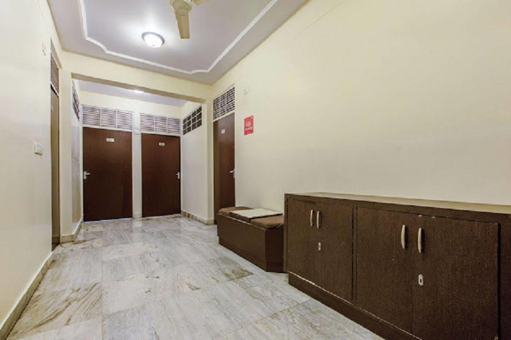 Hotel Holiday Home Dźajpur Zewnętrze zdjęcie